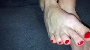 Amateur Footjob #63 Czech MILF Shows her Sexy Veiny Feets only for You!