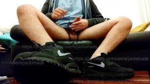 Teen Jerking off with Sneakers NIKE AIR MAX 90