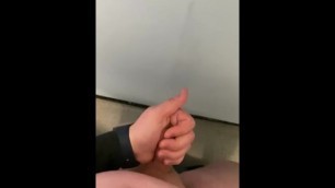Had Long Wank in the Toilets with Cumshot!!